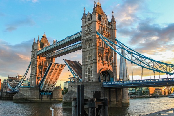 KRALJEVI LONDON 5 DNI