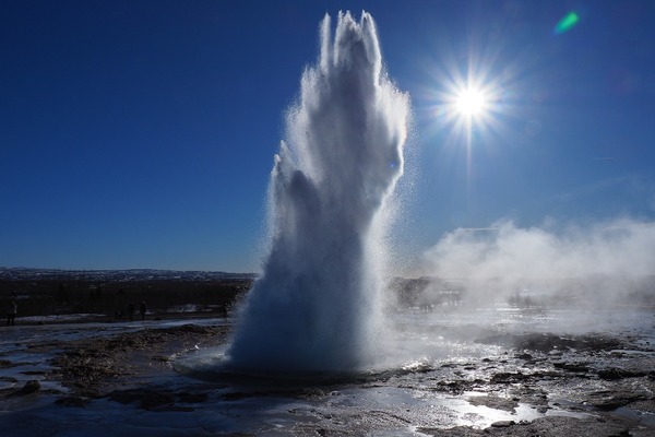 Islandija - med ognjem in ledom