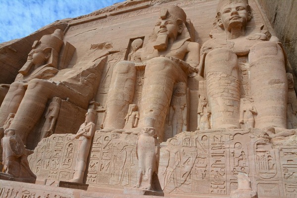 EGIPT IN KRIŽARJENJE PO NILU