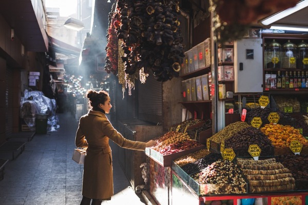 PREDPRAZNIČNI ISTANBUL 