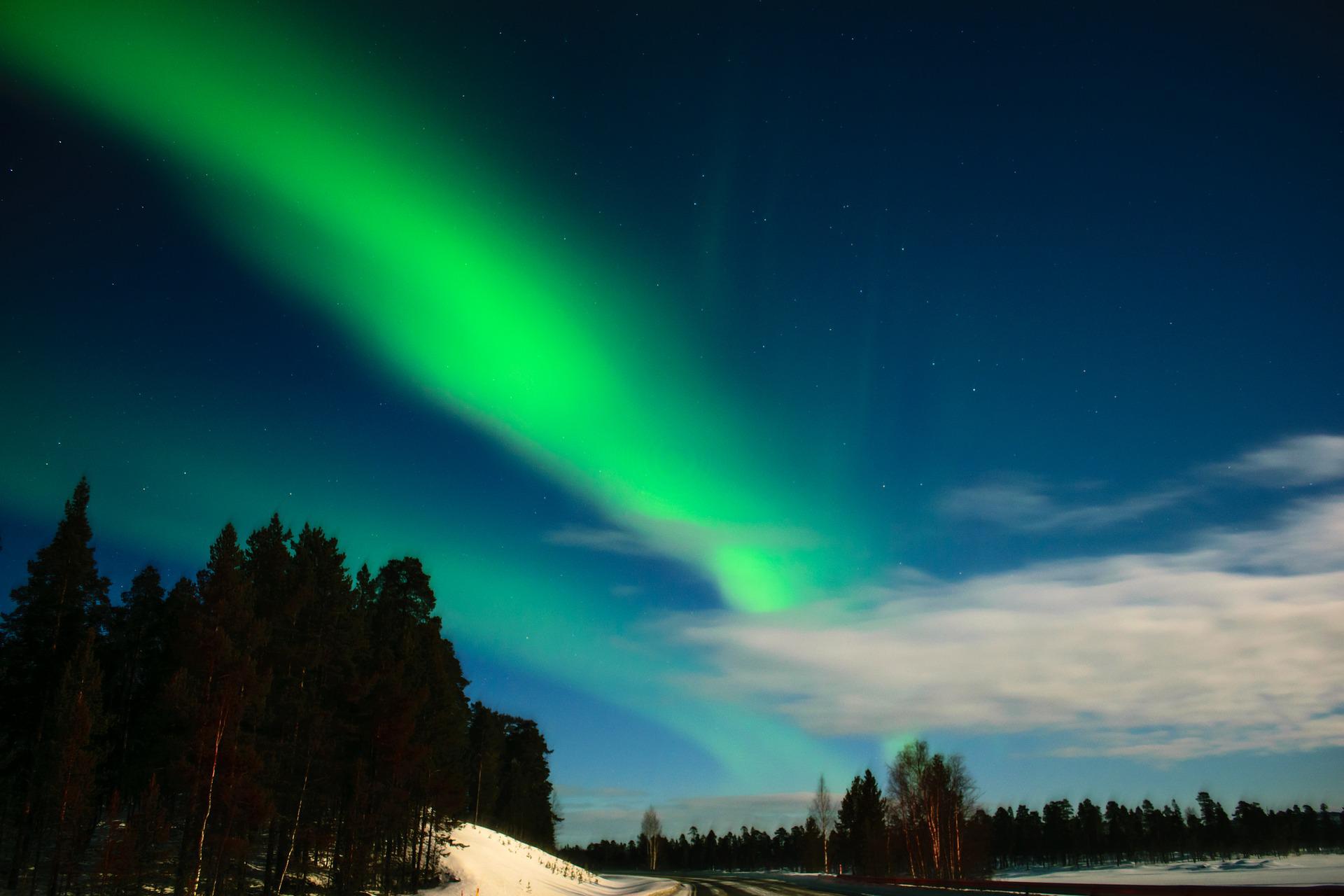 aurora-g0371d15e1_1920