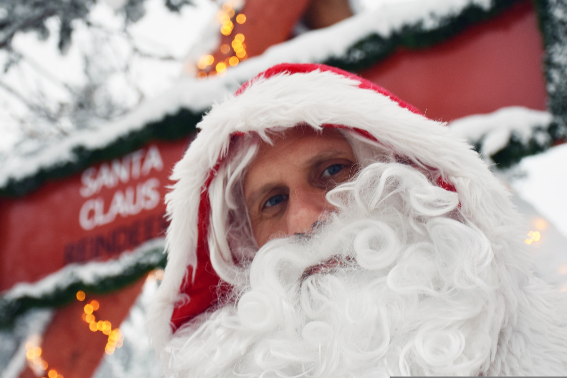 santa-claus-g0b04c7dbc_1920