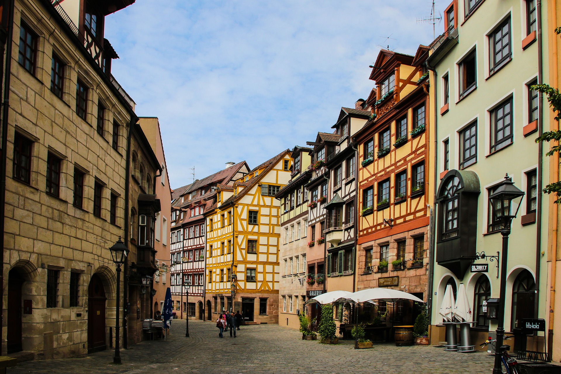 nuremberg-g616ab1e83_1920