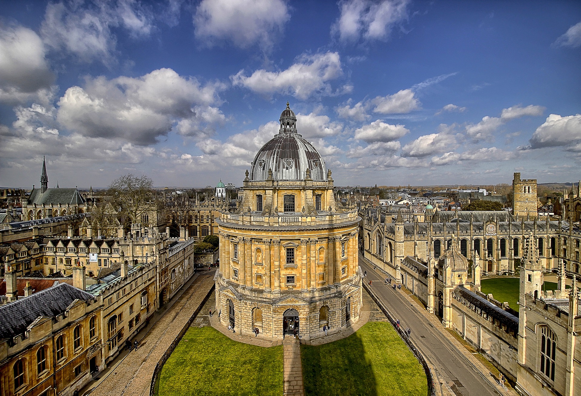 oxford-gd12c0184b_1920