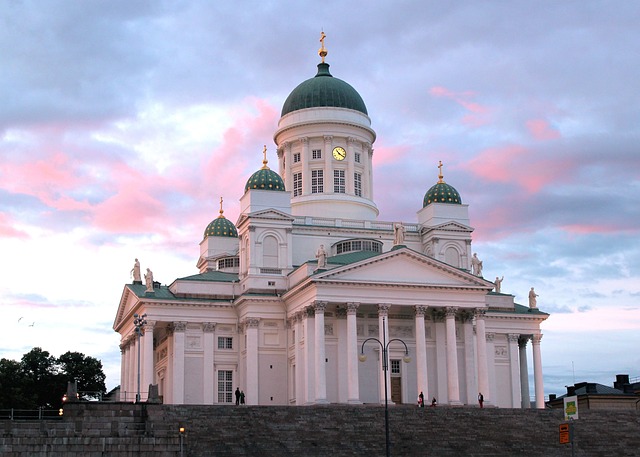 cathedral-3996049_640