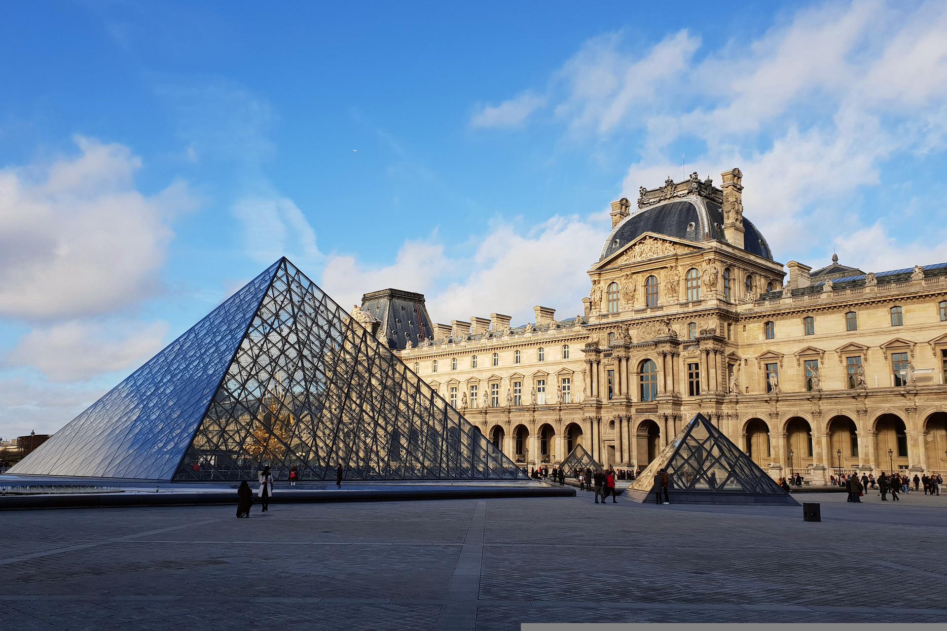 louvre-g944c71888_1920