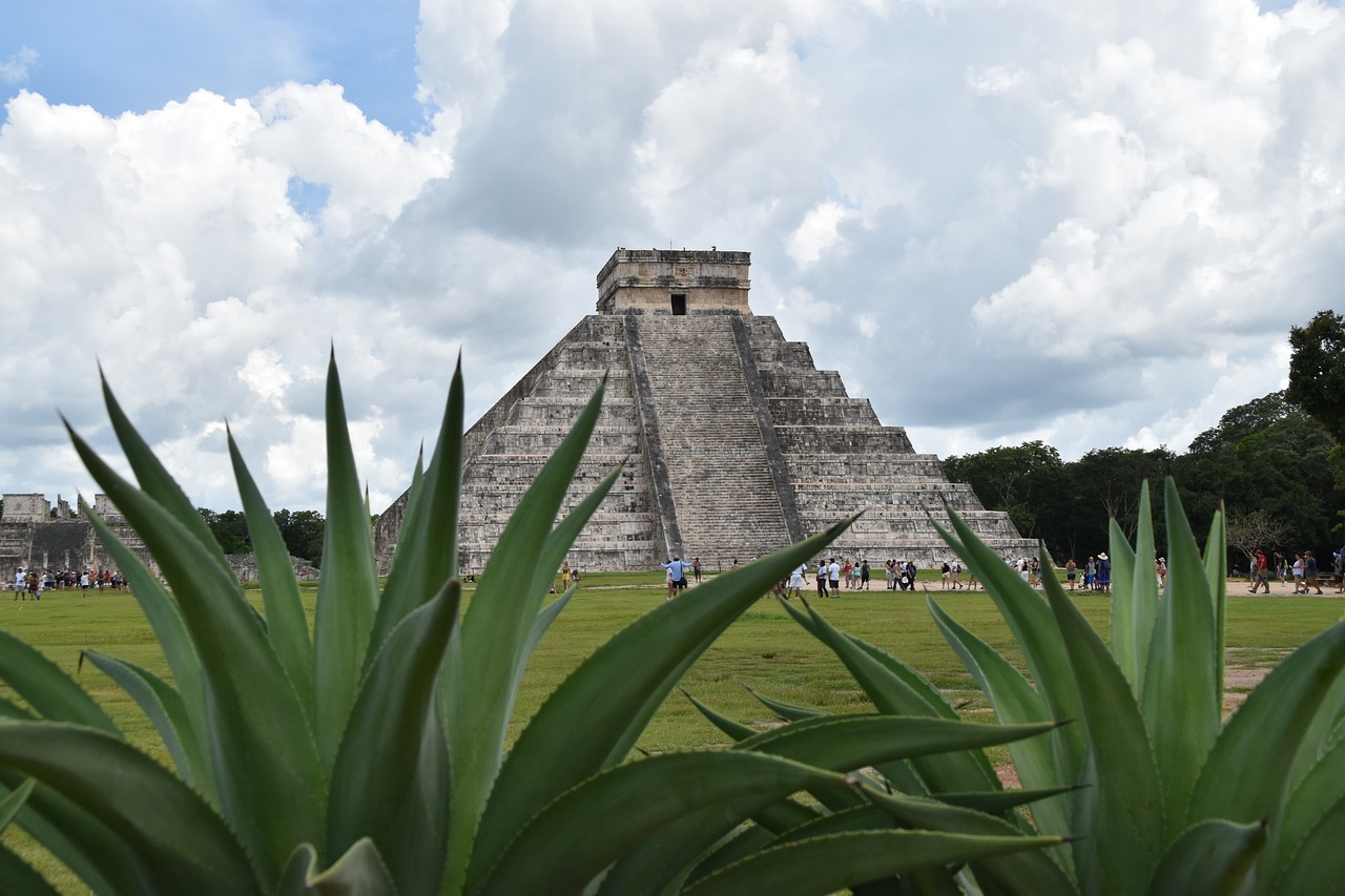 chichen-itza-3884937_1280